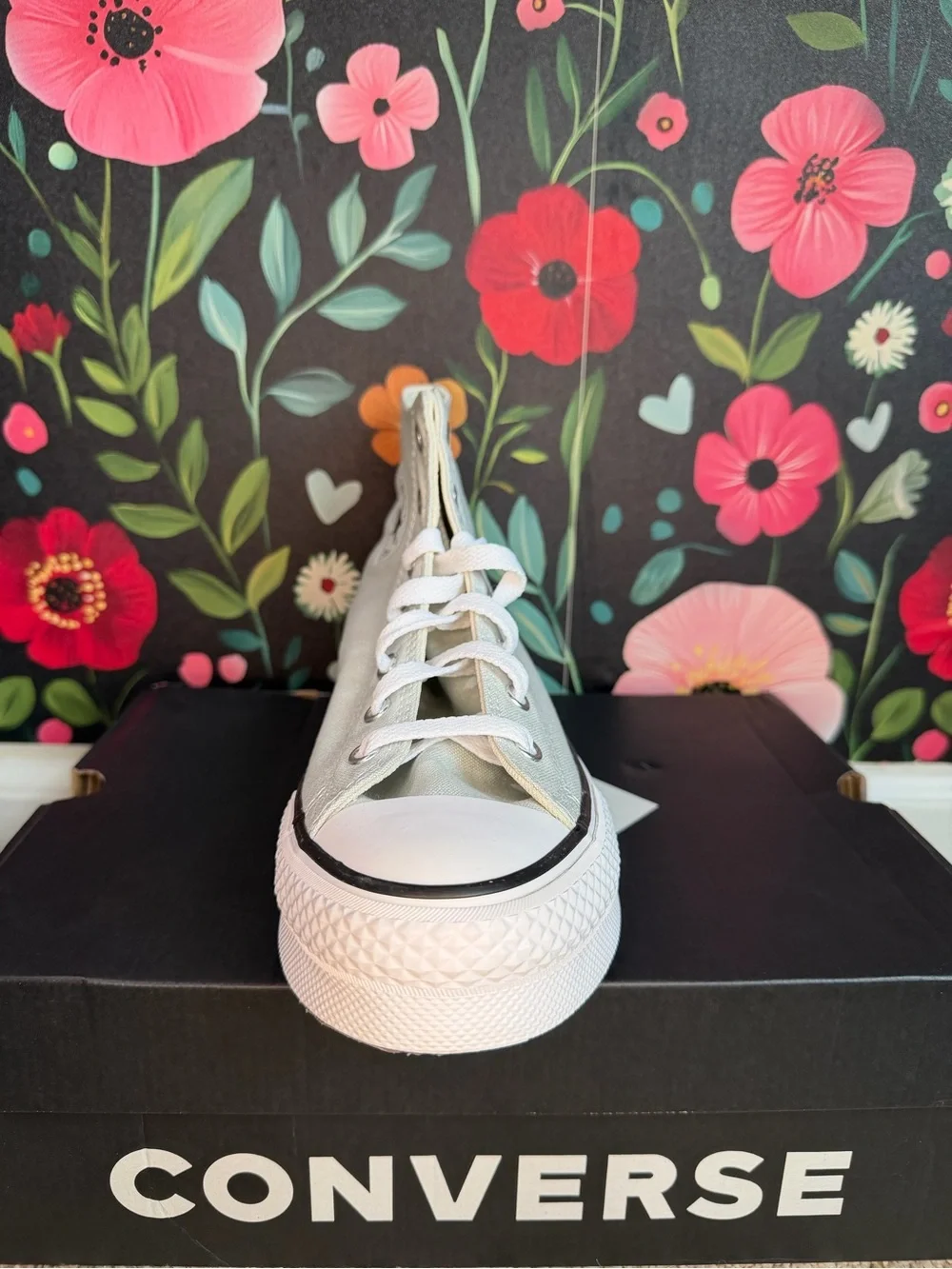 Converse brand new